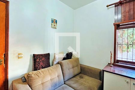 Casa à venda com 484m², 4 quartos e 5 vagas Casa à venda com 484m², 4 quartos e 5 vagasEscritório 1