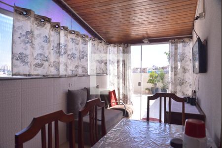 Apartamento à venda com 117m², 2 quartos e 2 vagasCobertura