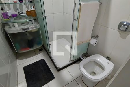 Casa à venda com 160m², 4 quartos e 1 vaga Casa à venda com 160m², 4 quartos e 1 vagaBanheiro