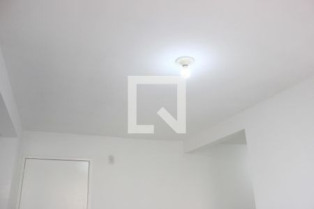 Sala de apartamento para alugar com 2 quartos, 45m² em Água Chata, Guarulhos