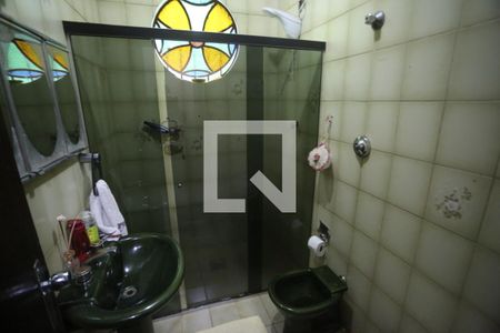 Casa à venda com 212m², 3 quartos e 4 vagasBanheiro