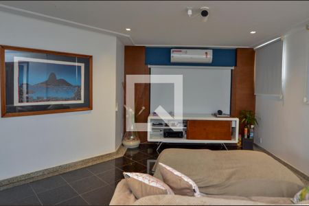 Apartamento à venda com 500m², 4 quartos e 2 vagas Apartamento à venda com 500m², 4 quartos e 2 vagasQuarto