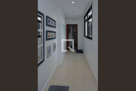 Apartamento à venda com 500m², 4 quartos e 2 vagas Apartamento à venda com 500m², 4 quartos e 2 vagasCorredor