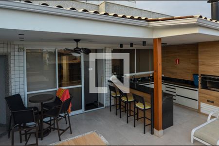 Apartamento à venda com 500m², 4 quartos e 2 vagas Apartamento à venda com 500m², 4 quartos e 2 vagasÁrea externa