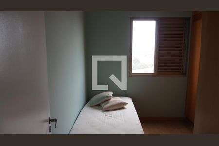 Apartamento para alugar com 113m², 3 quartos e 2 vagasQuarto 2