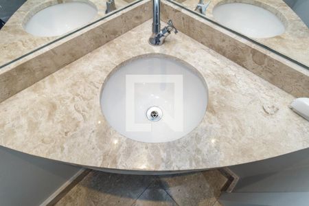 Lavabo de apartamento para alugar com 2 quartos, 182m² em Santa Cecília, São Paulo