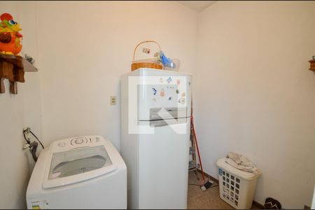 Apartamento à venda com 71m², 2 quartos e sem vaga Apartamento à venda com 71m², 2 quartos e sem vagaÁrea de Serviço