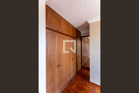 Apartamento à venda com 251m², 3 quartos e 2 vagas Apartamento à venda com 251m², 3 quartos e 2 vagasQuarto 2