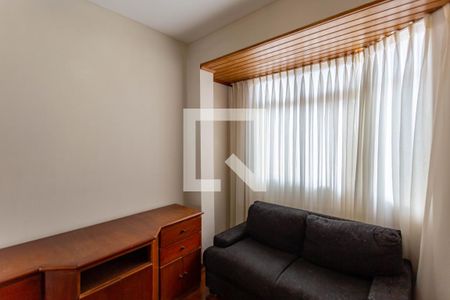 Apartamento à venda com 251m², 3 quartos e 2 vagas Apartamento à venda com 251m², 3 quartos e 2 vagasSala intima