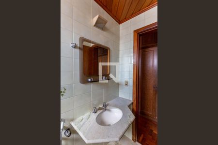 Apartamento à venda com 251m², 3 quartos e 2 vagas Apartamento à venda com 251m², 3 quartos e 2 vagasBanheiro Quarto 2