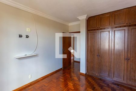 Apartamento à venda com 251m², 3 quartos e 2 vagas Apartamento à venda com 251m², 3 quartos e 2 vagasQuarto 2
