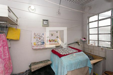 Casa à venda com 80m², 2 quartos e 6 vagas Casa à venda com 80m², 2 quartos e 6 vagasÁrea de Serviço