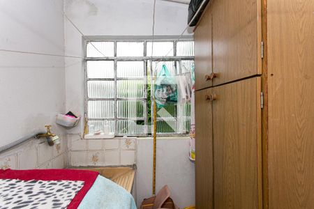 Casa à venda com 80m², 2 quartos e 6 vagas Casa à venda com 80m², 2 quartos e 6 vagasÁrea de Serviço