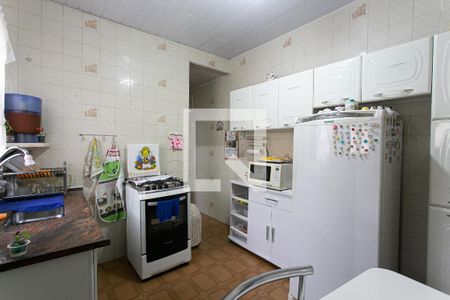 Casa à venda com 80m², 2 quartos e 6 vagas Casa à venda com 80m², 2 quartos e 6 vagasCozinha