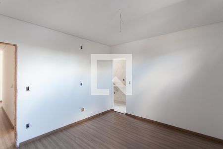 Casa à venda com 207m², 3 quartos e 3 vagas Casa à venda com 207m², 3 quartos e 3 vagasSemi - Suíte 1