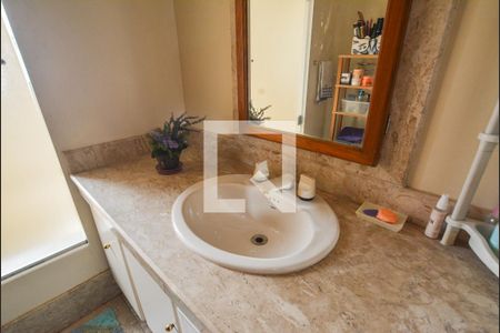 Apartamento à venda com 198m², 3 quartos e 3 vagasBanheiro