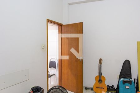 Casa à venda com 175m², 4 quartos e 2 vagasQuarto 4