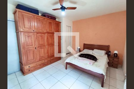 Casa à venda com 210m², 3 quartos e sem vaga Casa à venda com 210m², 3 quartos e sem vagaSuíte