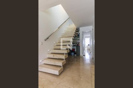 Sala - Escada de apartamento para alugar com 4 quartos, 333m² em Recreio dos Bandeirantes, Rio de Janeiro