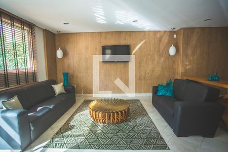 Studio à venda com 29m², 1 quarto e 1 vaga Studio à venda com 29m², 1 quarto e 1 vagaHall social