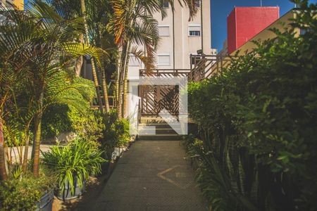 Studio à venda com 29m², 1 quarto e 1 vaga Studio à venda com 29m², 1 quarto e 1 vagaFachada