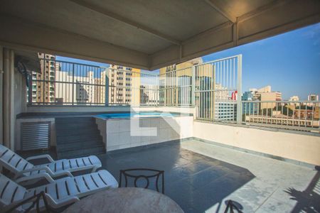 Studio à venda com 29m², 1 quarto e 1 vaga Studio à venda com 29m², 1 quarto e 1 vagaCobertura - Piscina