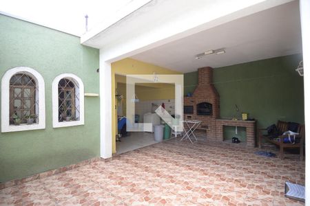 Casa à venda com 416m², 3 quartos e 3 vagasQuintal