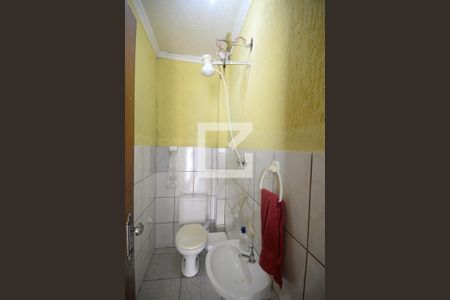 Casa à venda com 416m², 3 quartos e 3 vagasBanheiro de Serviço