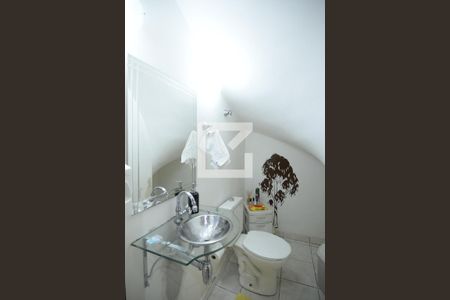 Casa à venda com 416m², 3 quartos e 3 vagasLavabo