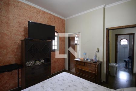 Casa à venda com 416m², 3 quartos e 3 vagasSuíte