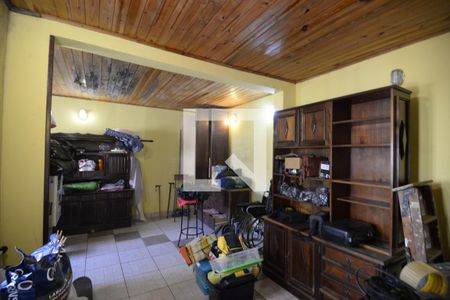 Casa à venda com 416m², 3 quartos e 3 vagasQuarto de Serviço