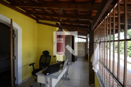 Casa à venda com 416m², 3 quartos e 3 vagasVaranda