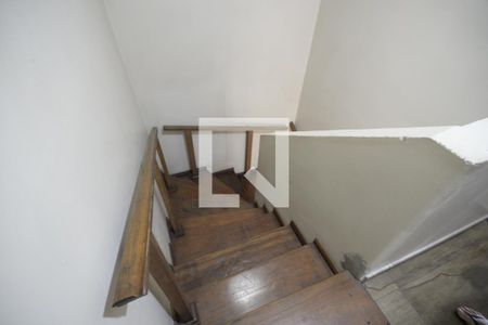 Casa à venda com 416m², 3 quartos e 3 vagasEscada