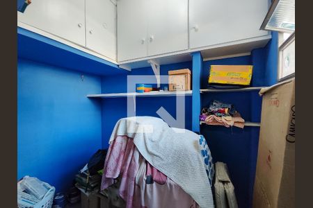 Apartamento à venda com 66m², 2 quartos e 1 vaga Apartamento à venda com 66m², 2 quartos e 1 vagaQuarto de Serviço