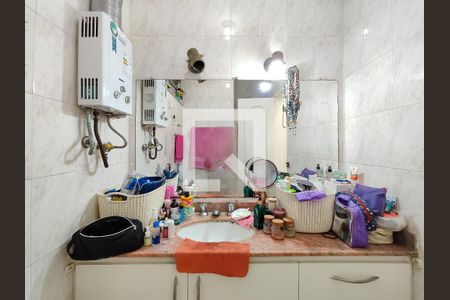 Apartamento à venda com 66m², 2 quartos e 1 vaga Apartamento à venda com 66m², 2 quartos e 1 vagaBanheiro Corredor