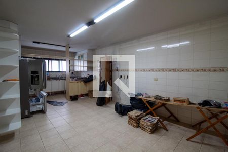 Apartamento à venda com 280m², 4 quartos e 2 vagas Apartamento à venda com 280m², 4 quartos e 2 vagasCozinha