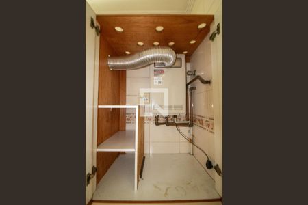 Apartamento à venda com 280m², 4 quartos e 2 vagas Apartamento à venda com 280m², 4 quartos e 2 vagasÁrea de serviço