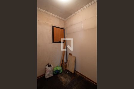 Apartamento à venda com 280m², 4 quartos e 2 vagas Apartamento à venda com 280m², 4 quartos e 2 vagasÁrea de serviço