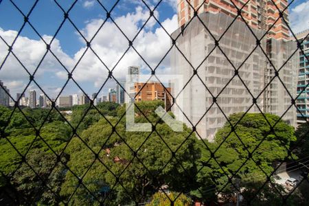 Apartamento à venda com 280m², 4 quartos e 2 vagas Apartamento à venda com 280m², 4 quartos e 2 vagasVaranda da sala