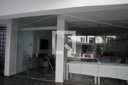Casa à venda com 342m², 7 quartos e 2 vagasÁrea externa
