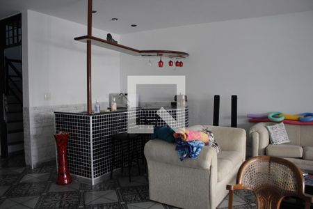 Casa à venda com 342m², 7 quartos e 2 vagasAndar Inferior 