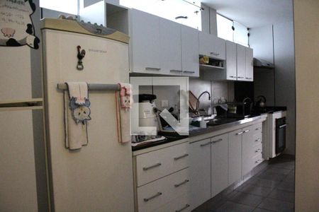 Casa à venda com 342m², 7 quartos e 2 vagasCozinha