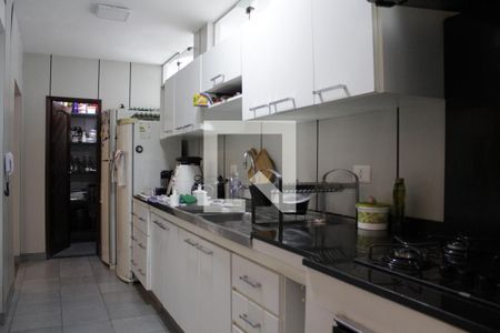 Casa à venda com 342m², 7 quartos e 2 vagasCozinha