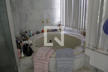 Casa à venda com 342m², 7 quartos e 2 vagasHidromassagem