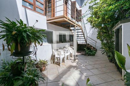 Casa de condomínio à venda com 291m², 3 quartos e 4 vagas