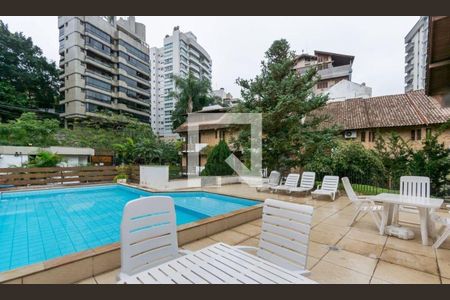 Casa de condomínio à venda com 291m², 3 quartos e 4 vagas