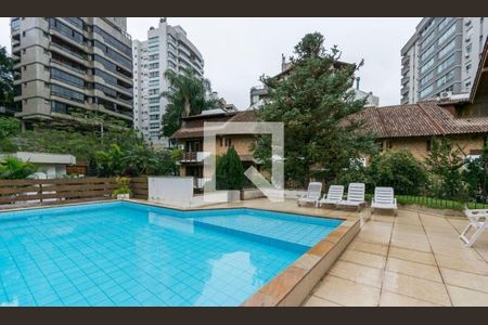 Casa de condomínio à venda com 291m², 3 quartos e 4 vagas