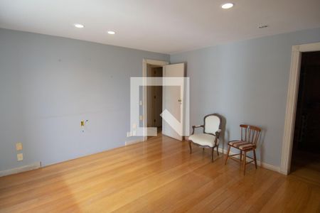 Apartamento à venda com 364m², 4 quartos e 3 vagasQuarto 4