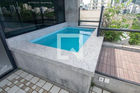 Apartamento à venda com 364m², 4 quartos e 3 vagasCobertura