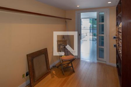 Apartamento à venda com 364m², 4 quartos e 3 vagasEscritório